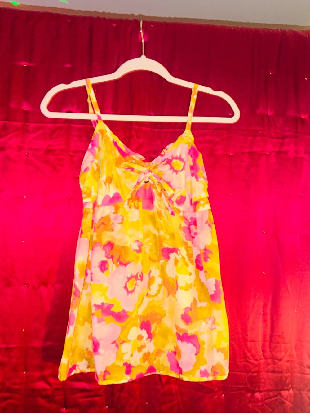 👑 Size Medium Moda International Yellow and Pink Floral Slip Chemise